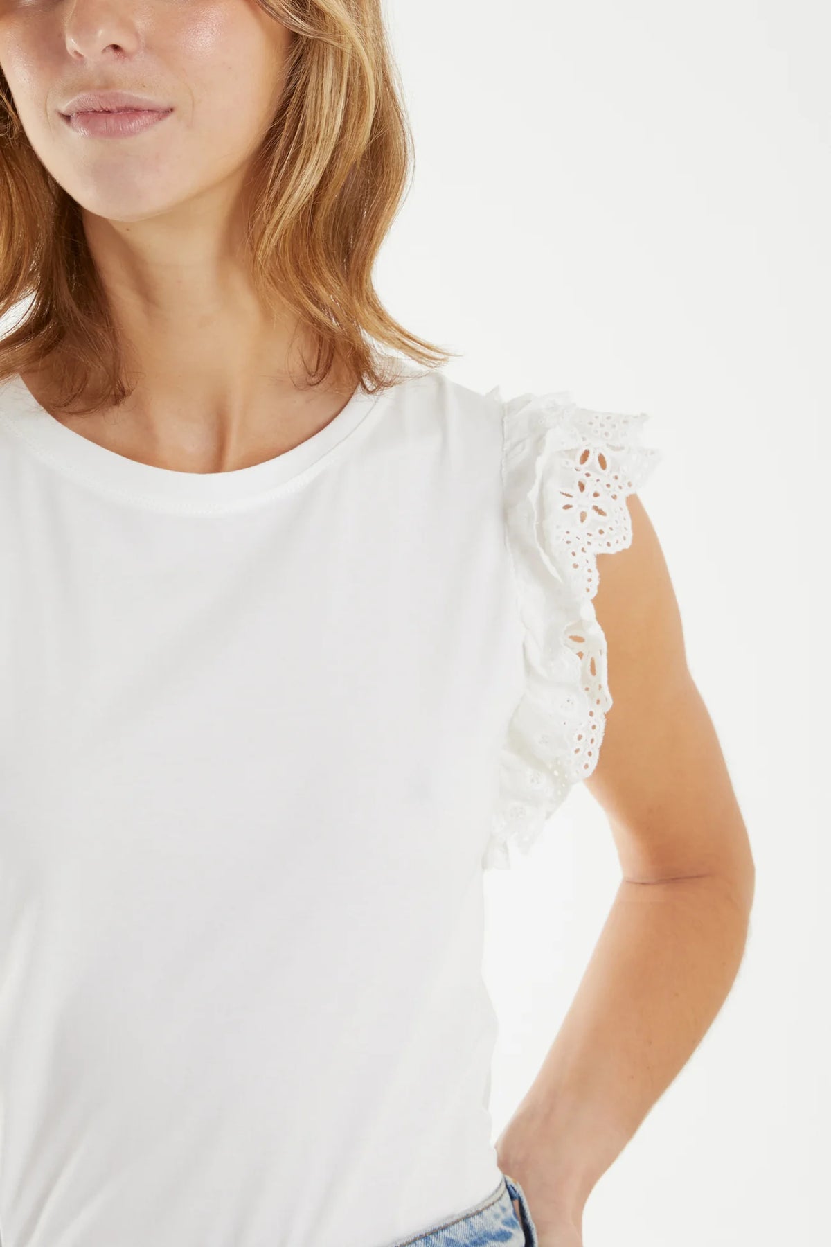 qed-london-ruffle-broderie-white-top