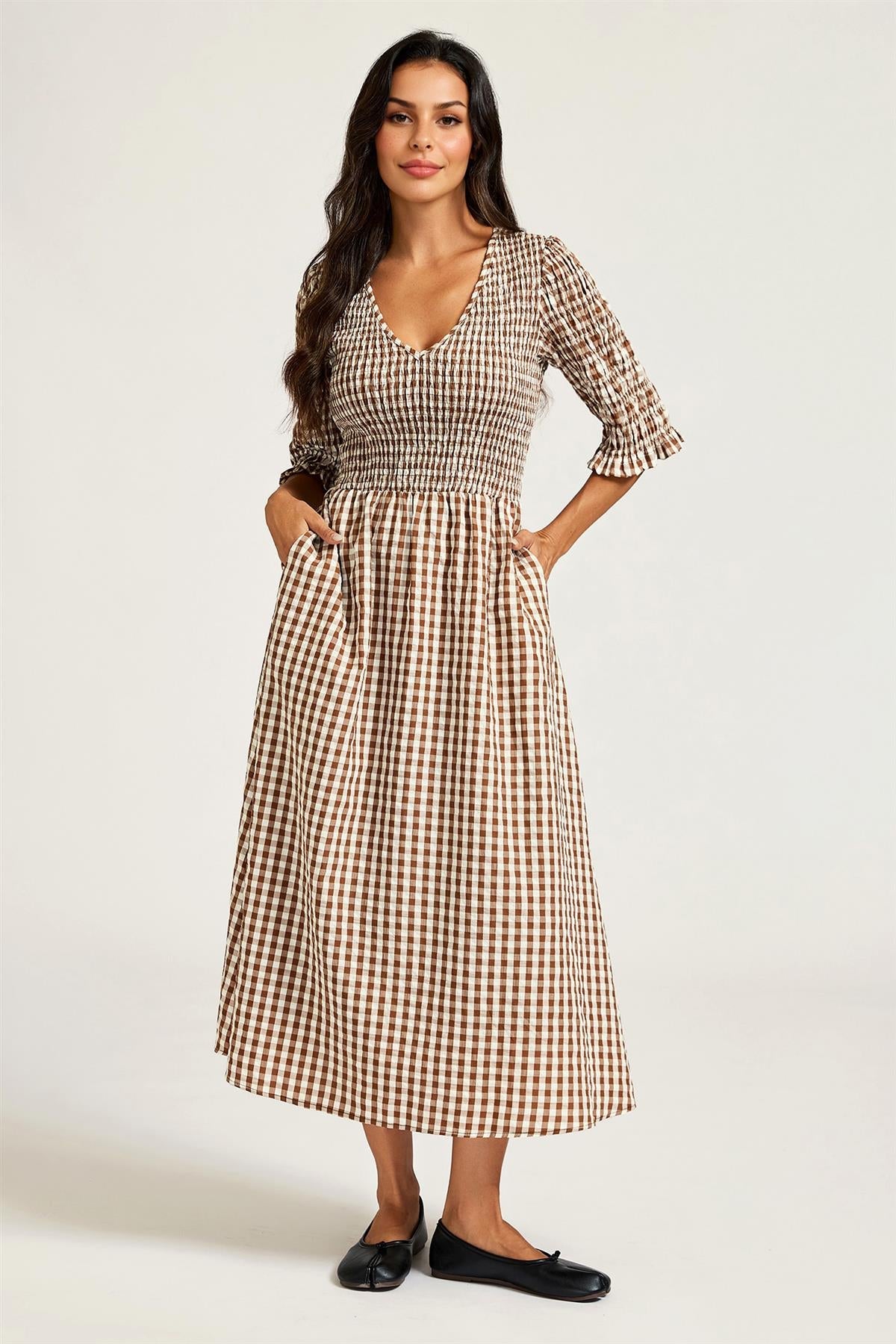 FS Collection Check Print V Neck Half Sleeve Midi Dress In Brown