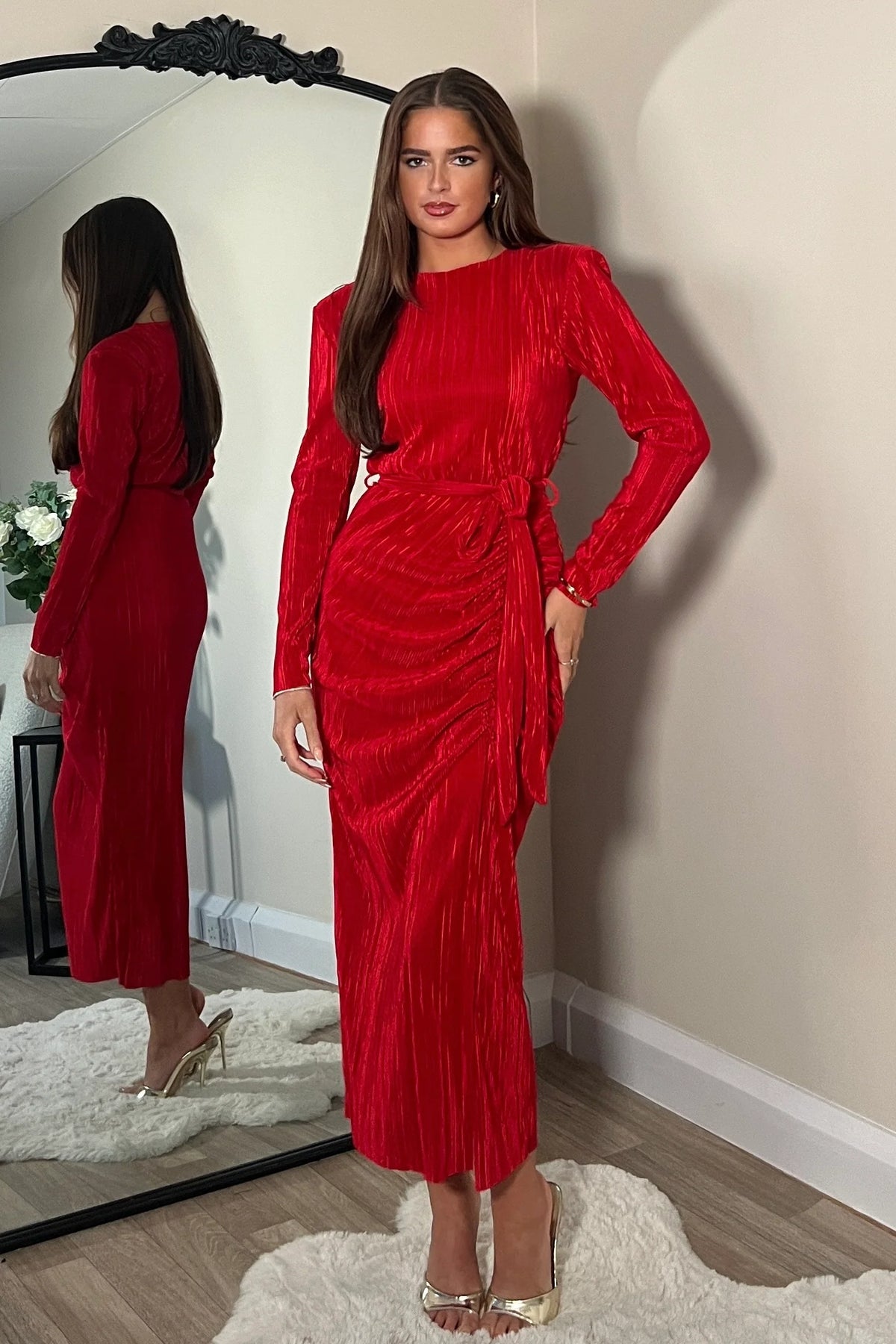 Girl In Mind Elena Red Long Sleeved Plisse Midi Dress