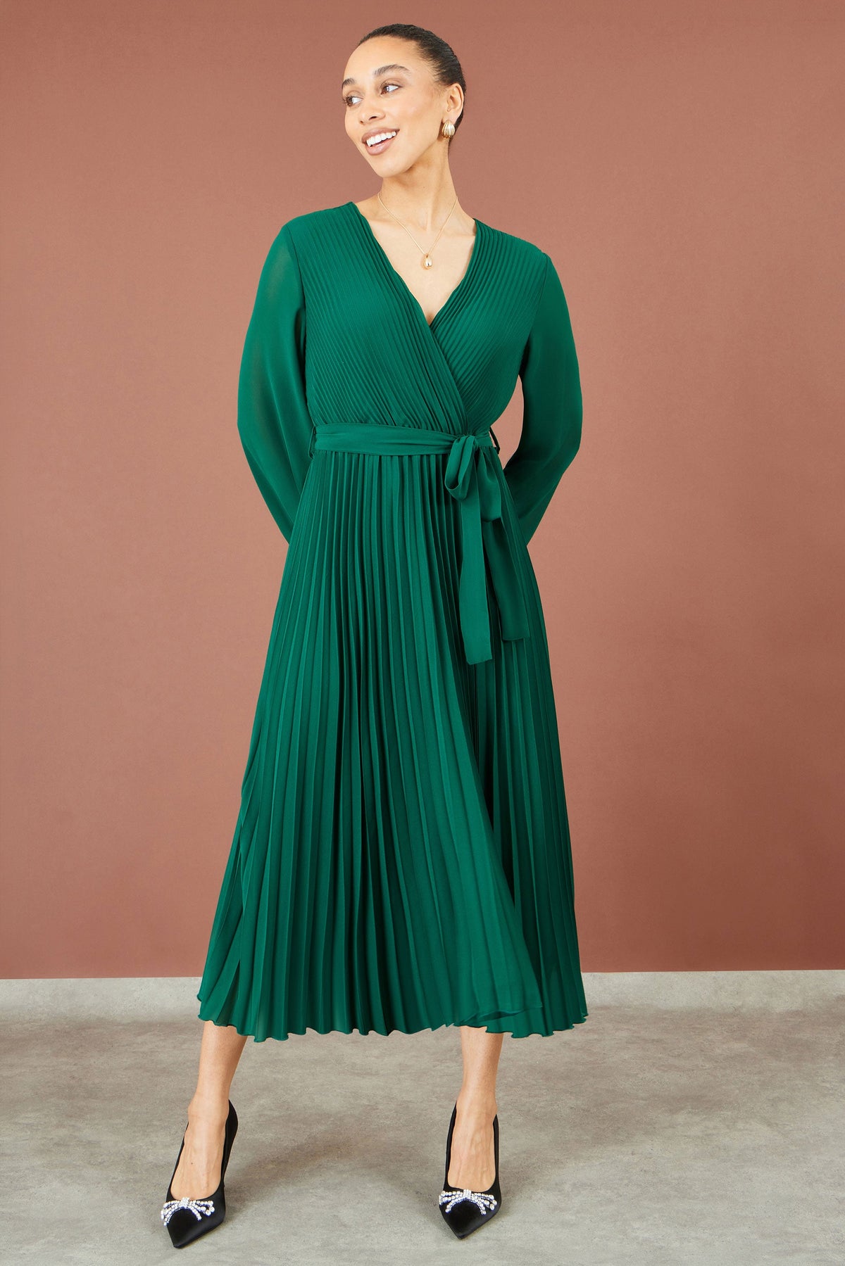 Yumi Green Pleated Wrap Midi Dress