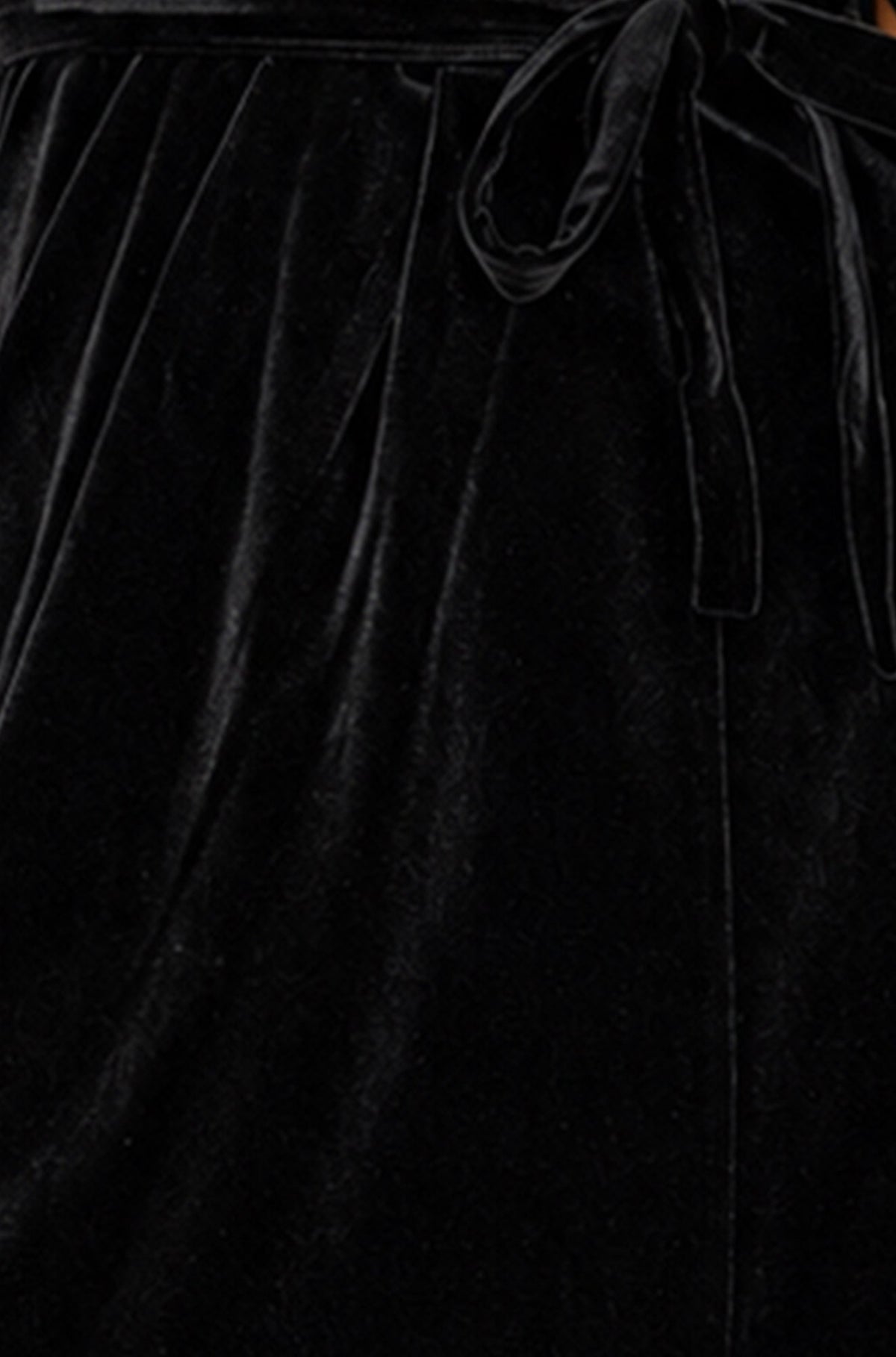 Yumi Black Velvet One Shoulder Midi Dress