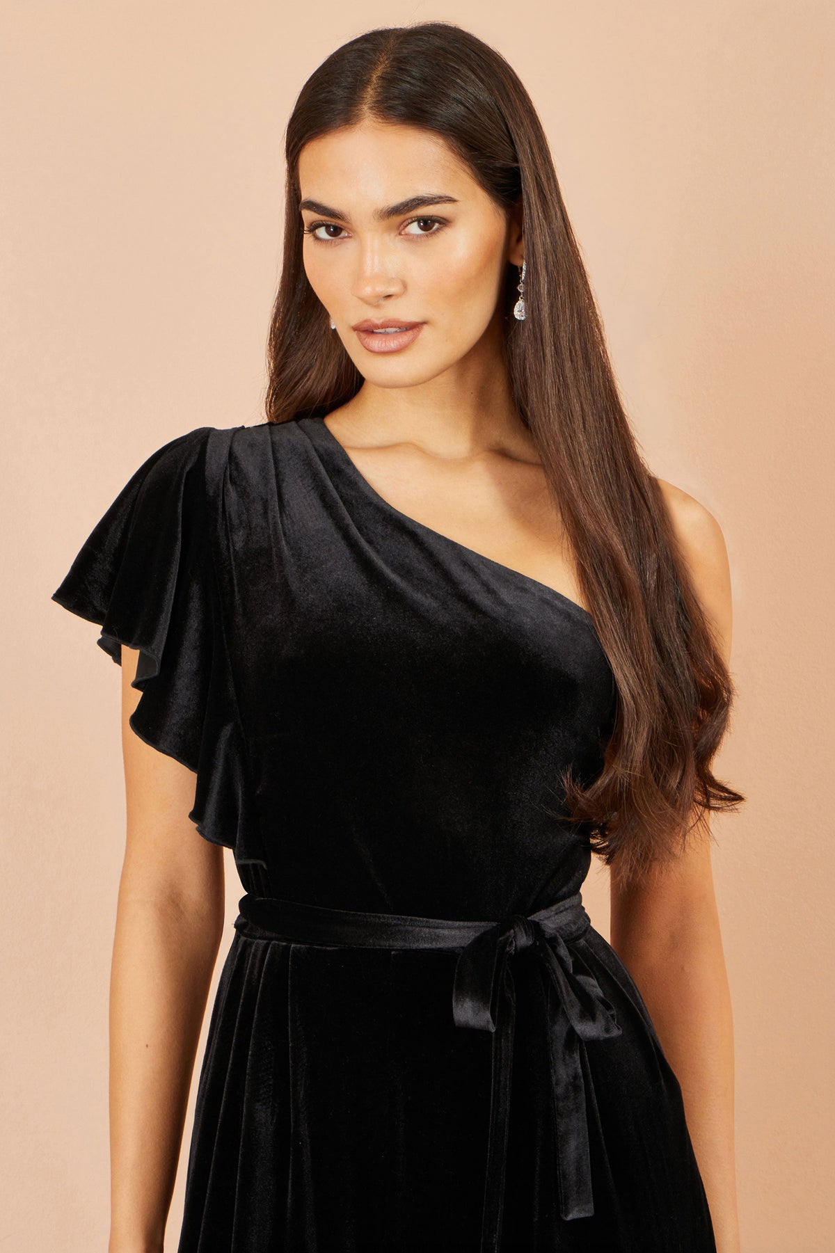 Yumi Black One Shoulder Velvet Jumpsuit