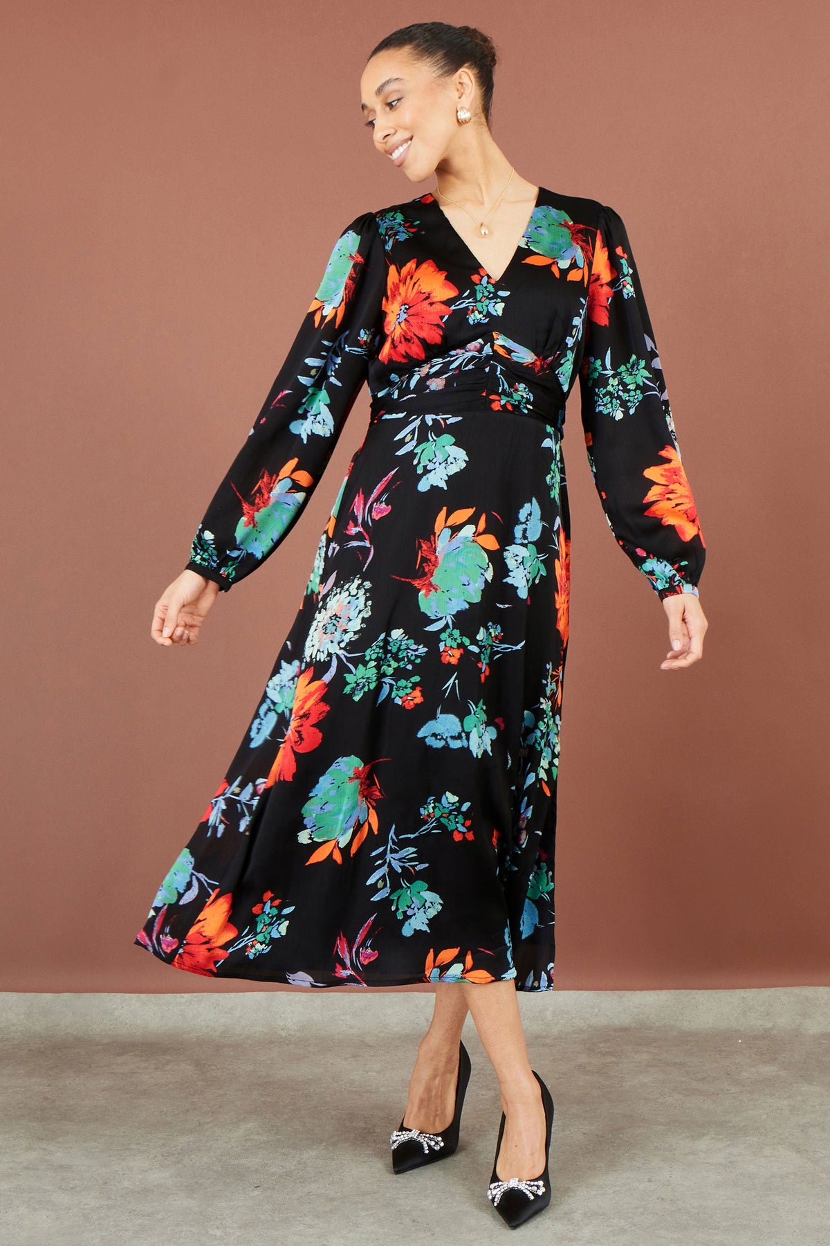 Yumi Black Floral Midi Dress With Long Sleeves