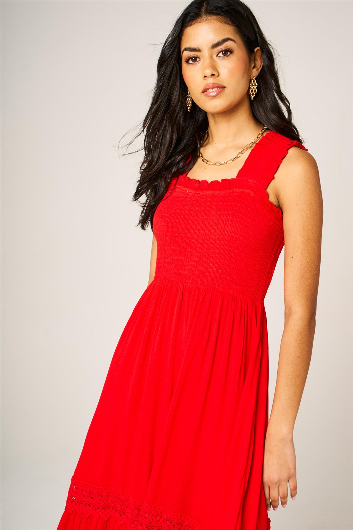 Lace Detail Tiered Maxi Dress In Red