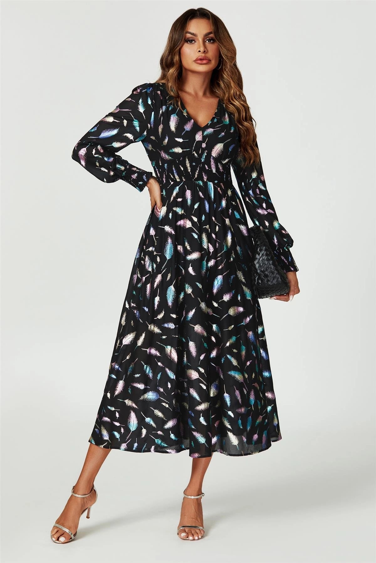 fs-collection-black-maxi-shirred-feather-print-dress