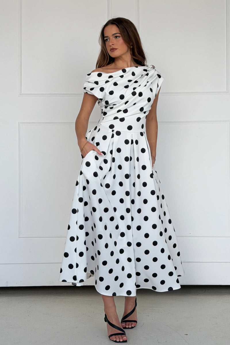 girl-in-mind-betty-asymmetric-white-black-polka-dress