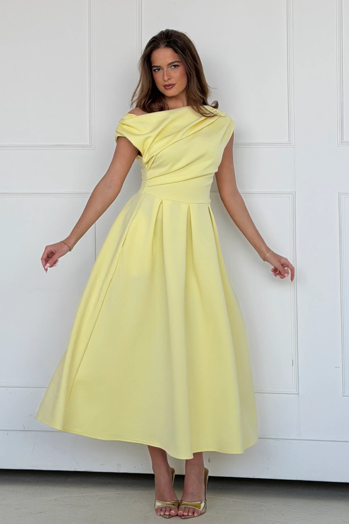 girl-in-mind-betty-asymmetric-yellow-midi-dress-2