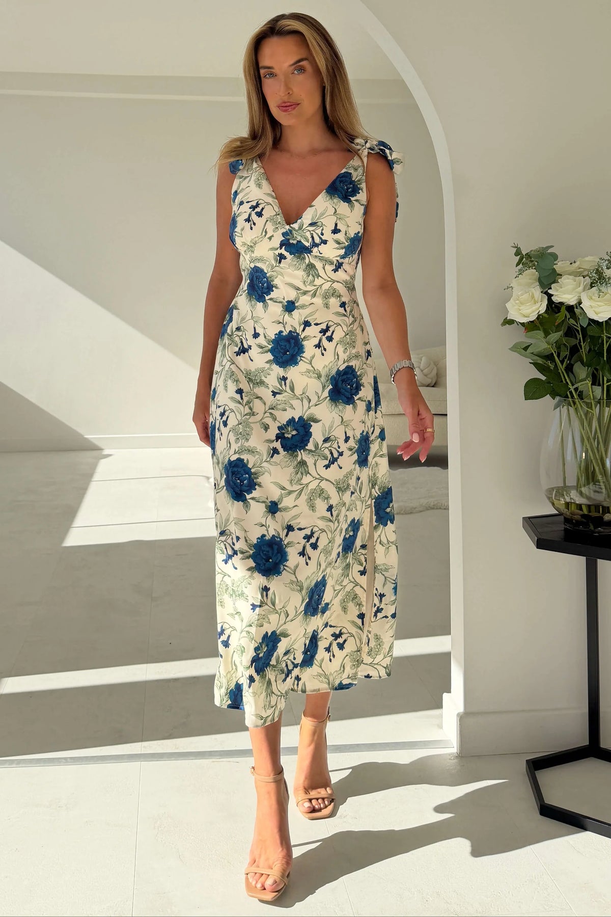 girl-in-mind-beverly-floral-white-blue-tie-shoulder-dress