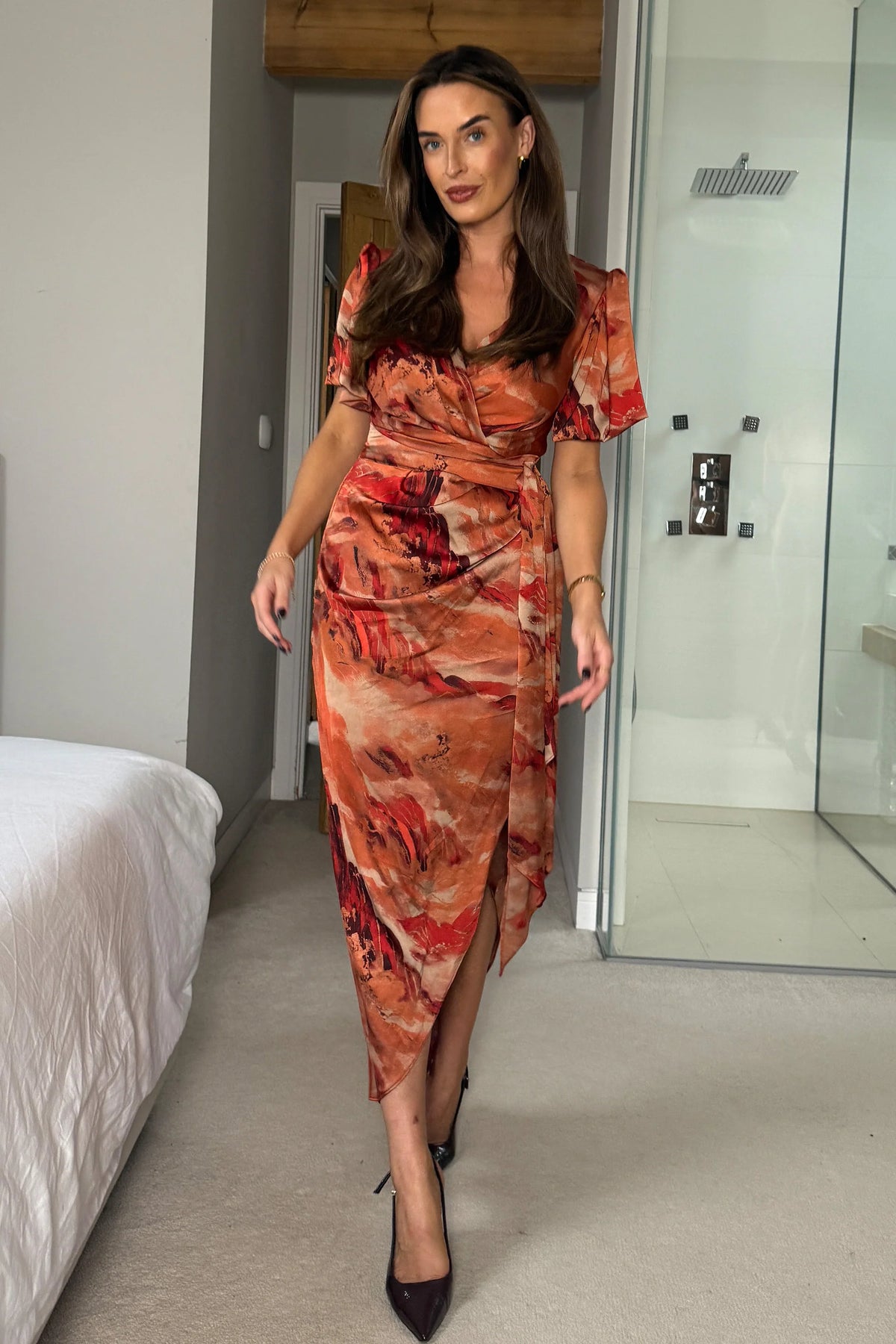 girl-in-mind-drew-orange-abstract-midi-dress