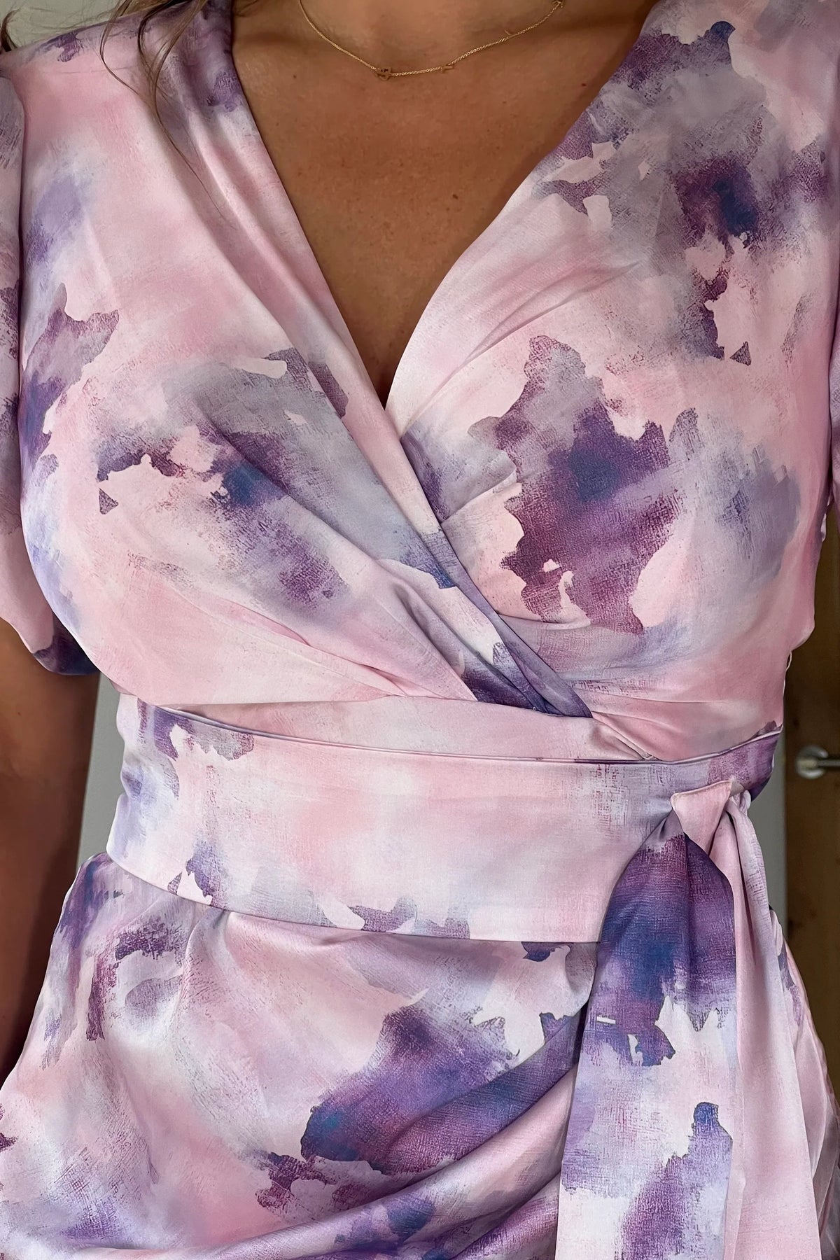 Girl In Mind Drew Puff Sleeve Purple Marble Midi Dress