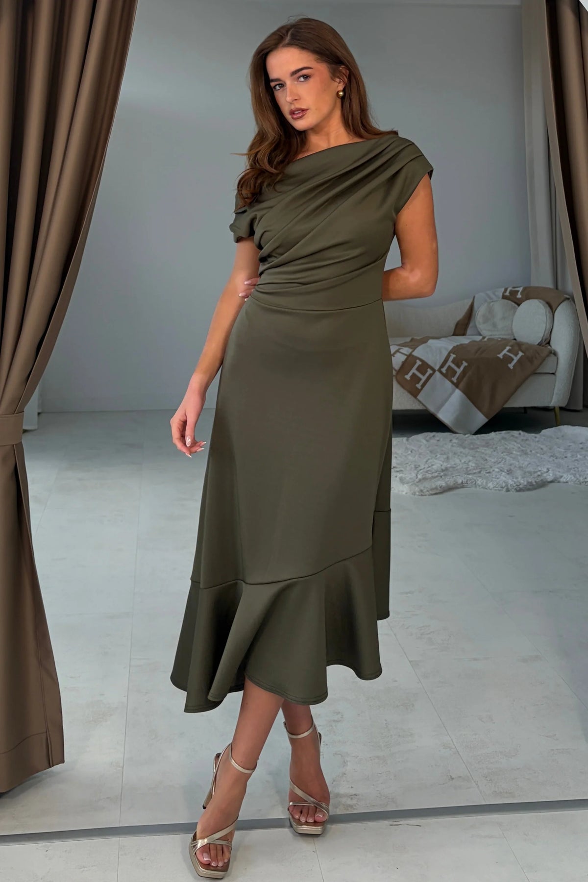 girl-in-mind-felicity-green-khaki-midi-dress-2