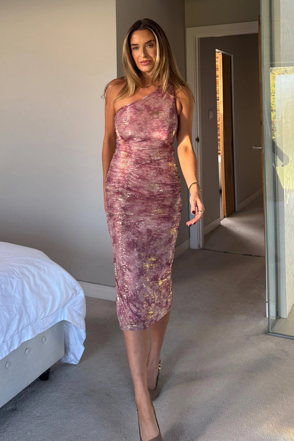 girl-in-mind-kally-pink-metallic-one-shoulder-midi-dress