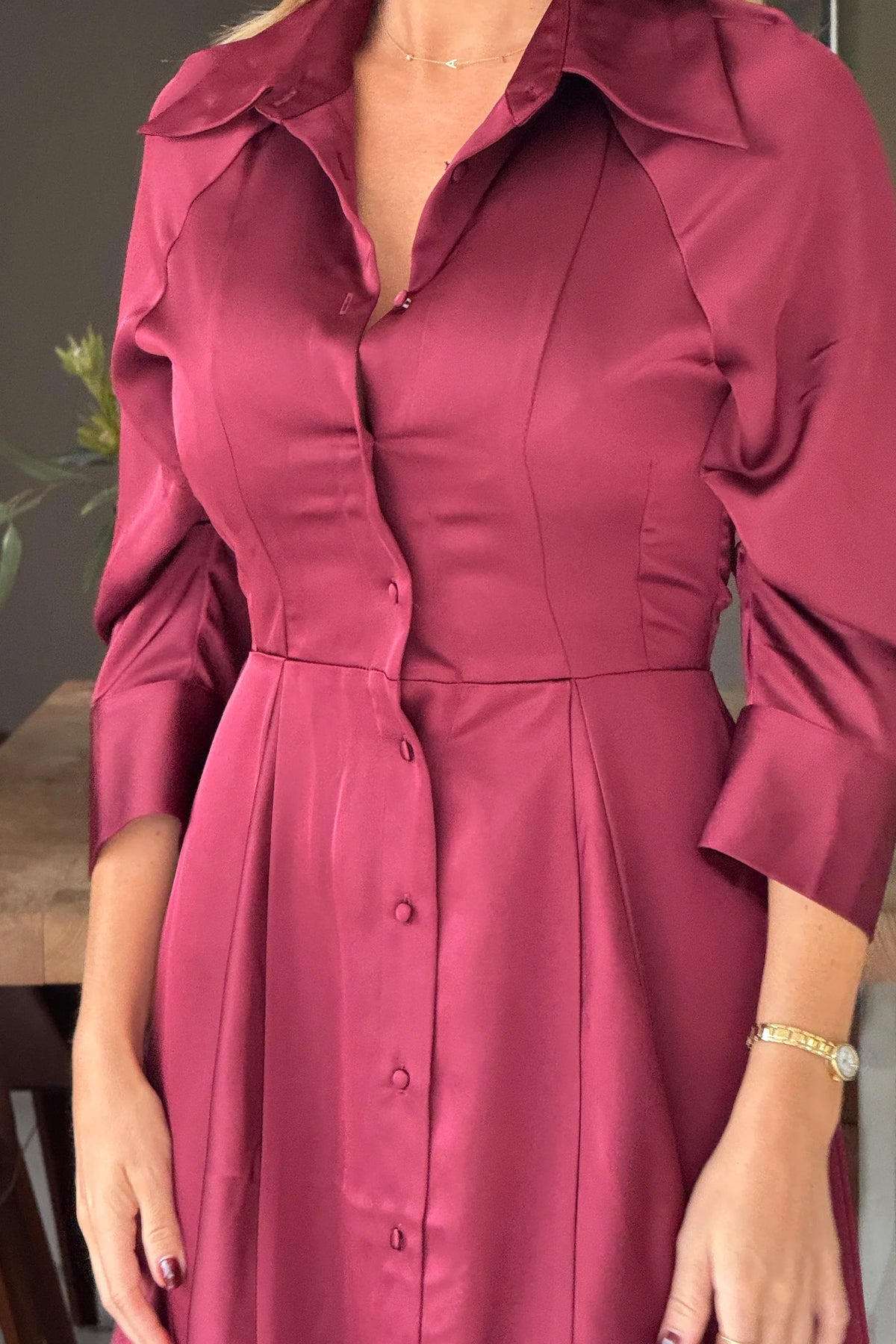 Girl In Mind Valeria Berry Satin Shirt Dress