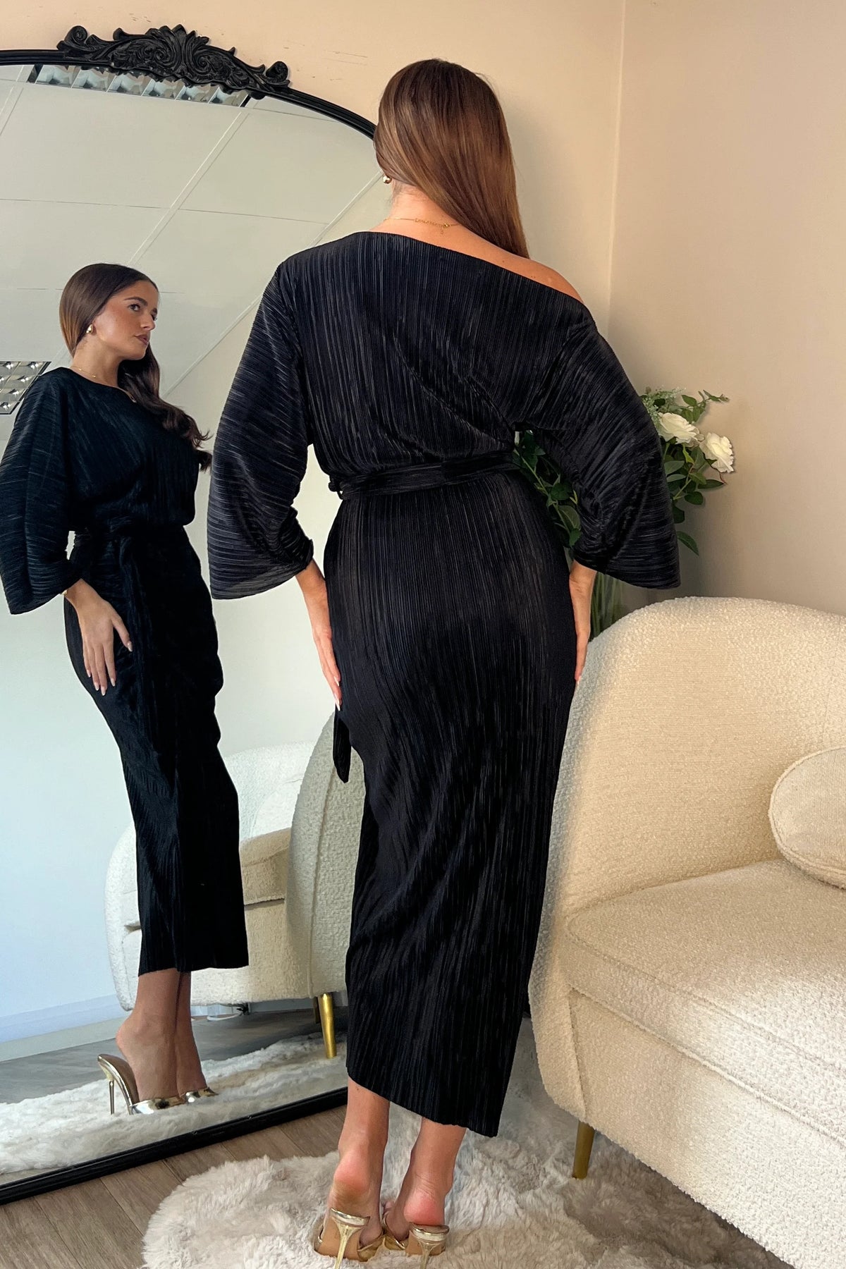 Girl In Mind Vendy Off The Shoulder Plisse Black Midi Dress