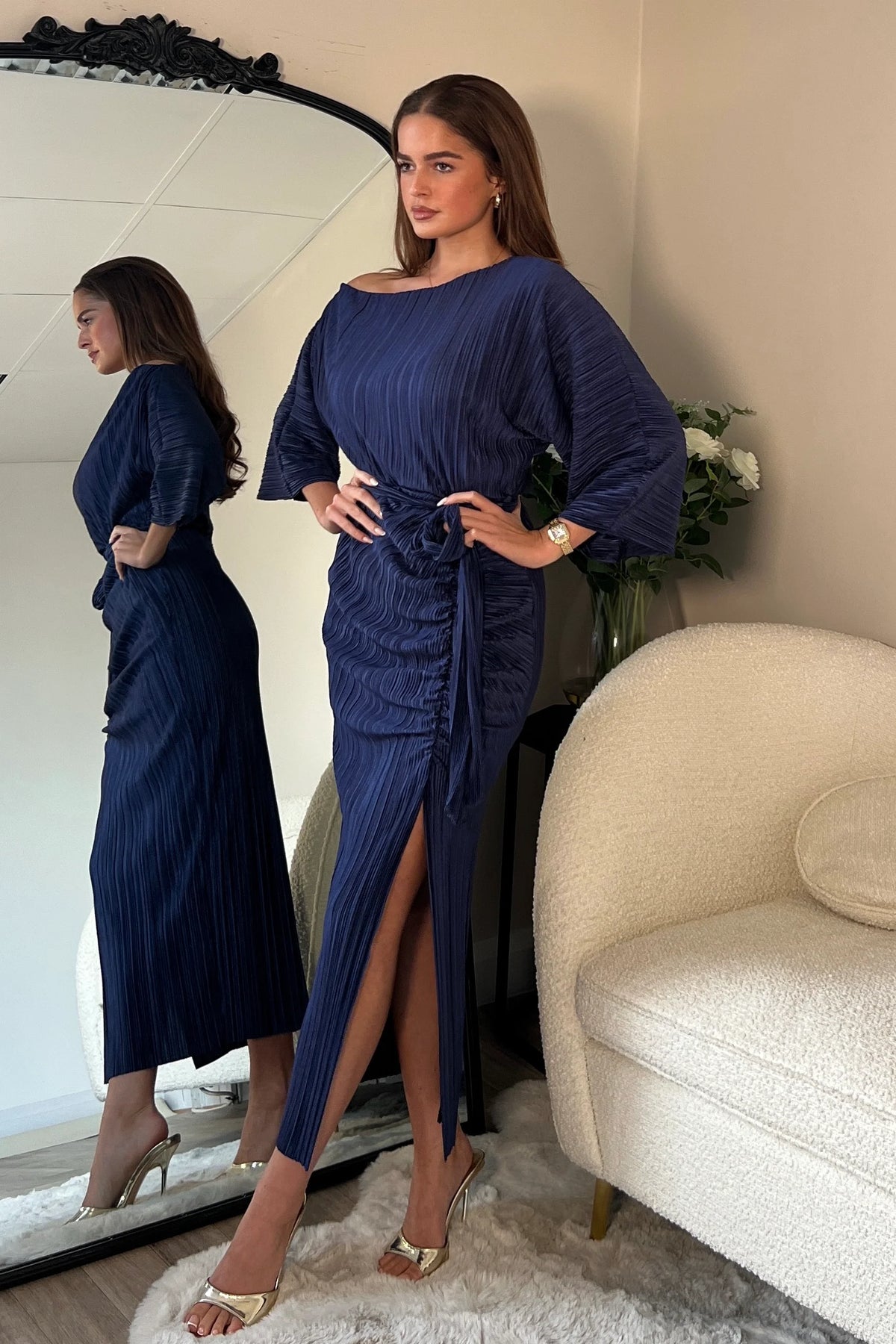Girl In Mind Vendy Off The Shoulder Plisse Navy Midi Dress