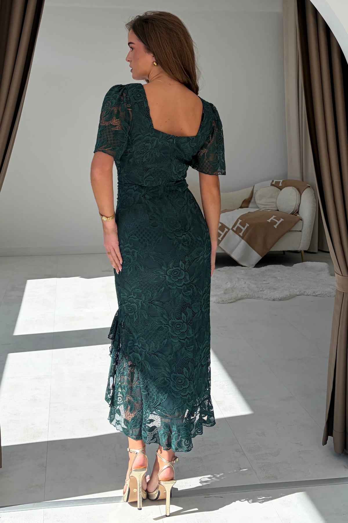 Girl In Mind Heidi Green Lace Ruched Midi Dress