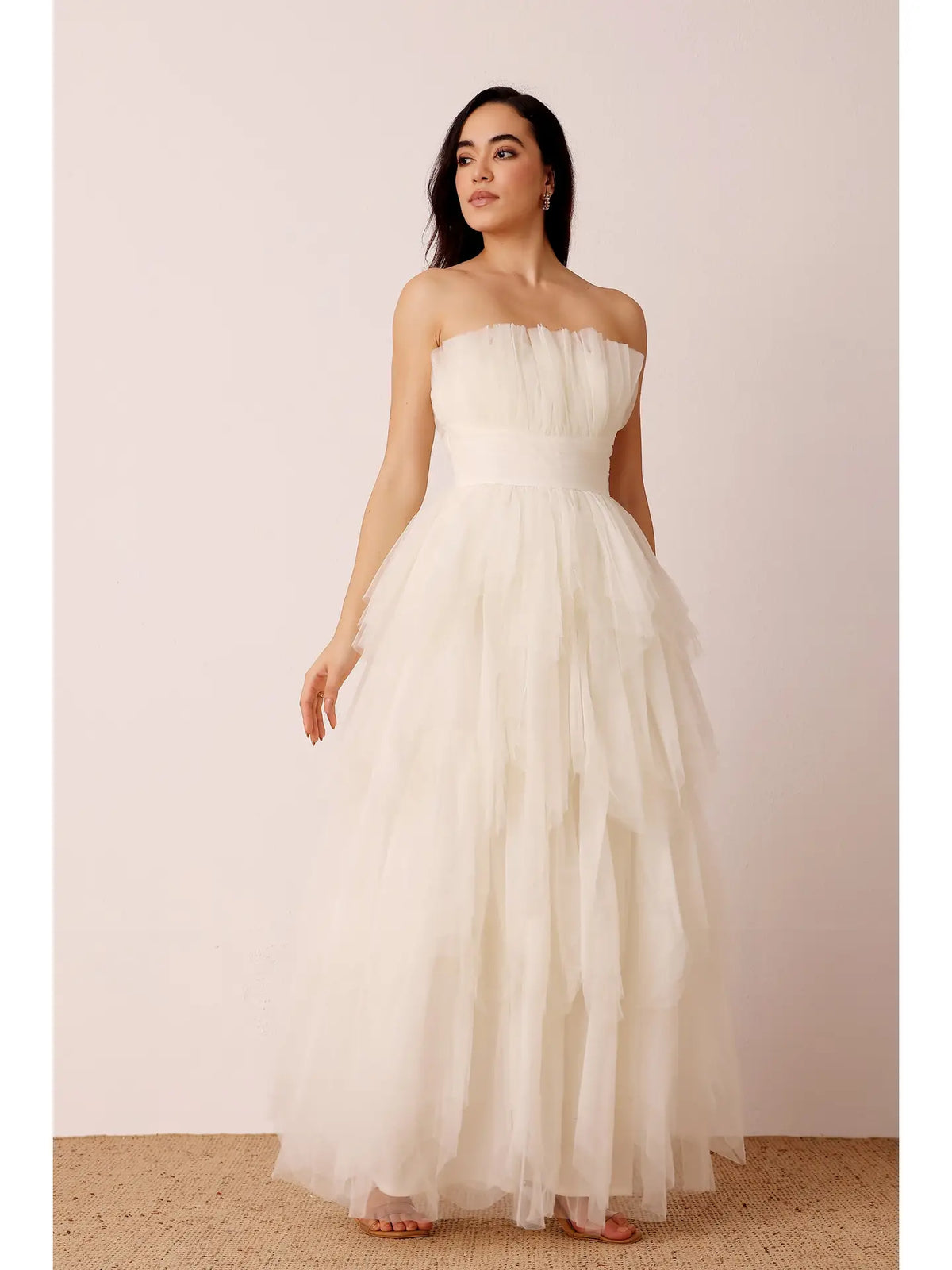 lace and beads white dress Long Sleeves Ball Gown Wedding Dress V-Neck Tulle