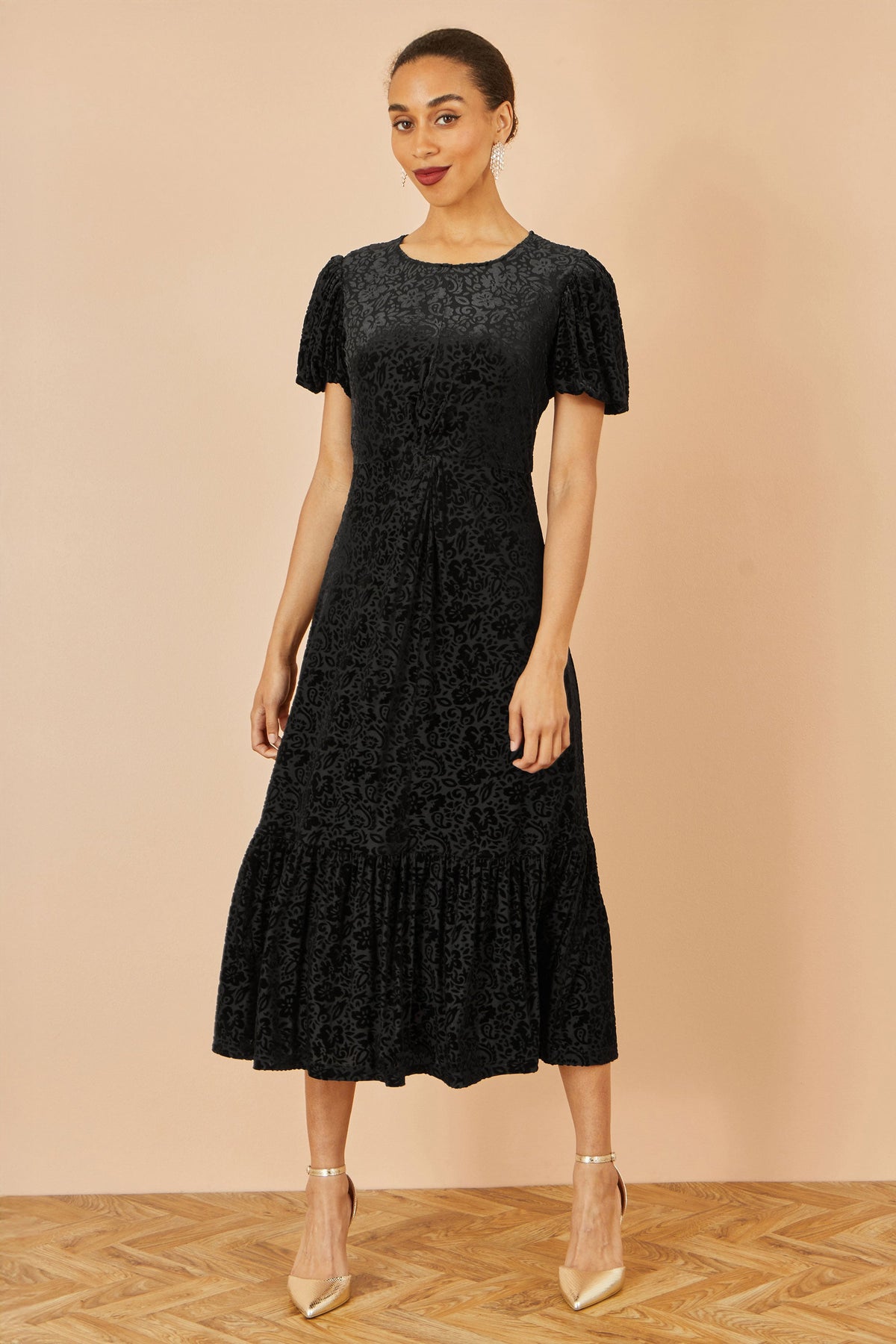 yum-black-velvet-midi-dress